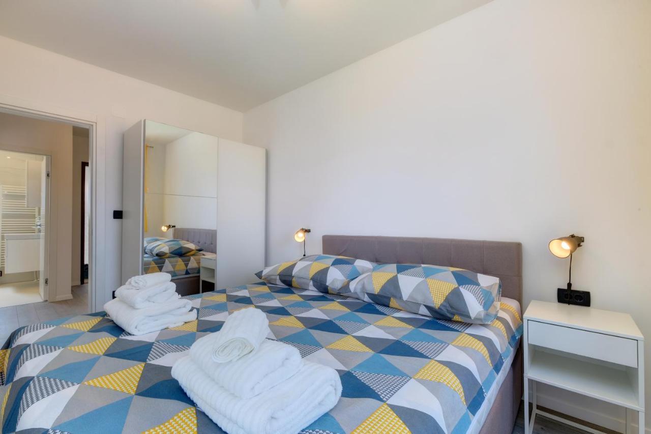 Apartments Hemetek Veli Losinj Ngoại thất bức ảnh