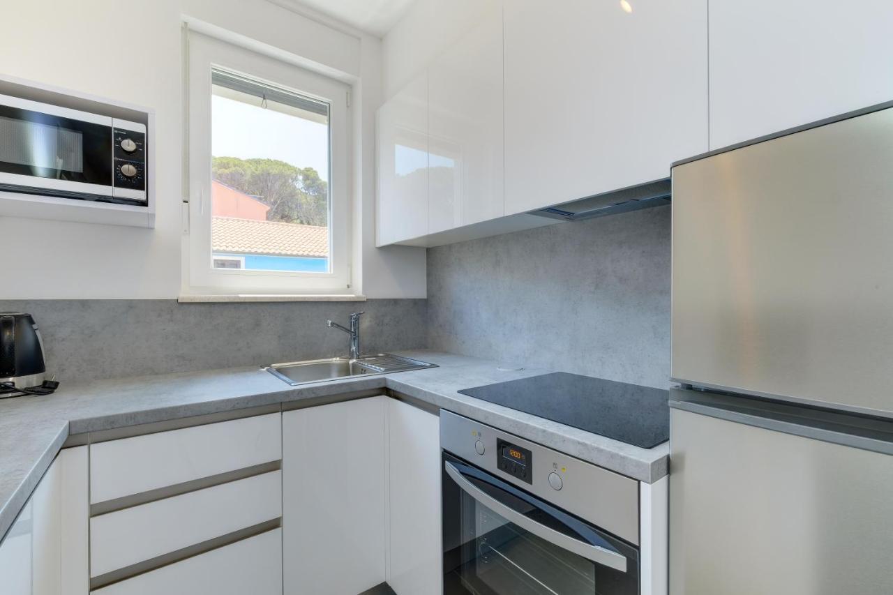 Apartments Hemetek Veli Losinj Ngoại thất bức ảnh