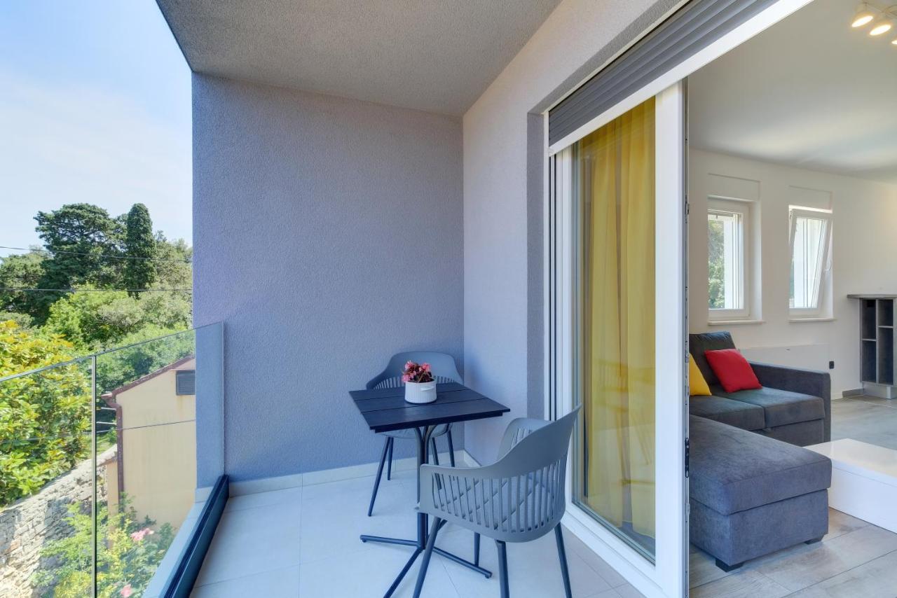 Apartments Hemetek Veli Losinj Ngoại thất bức ảnh