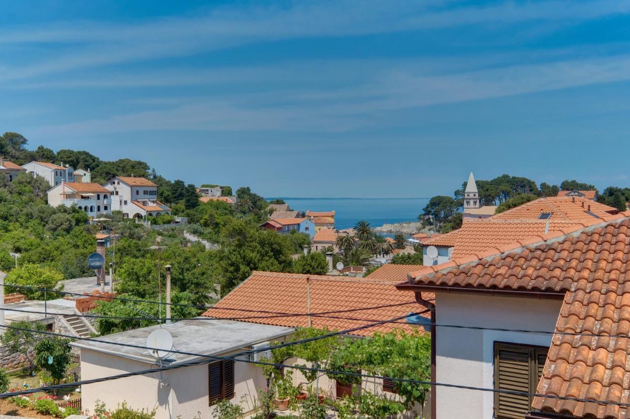 Apartments Hemetek Veli Losinj Ngoại thất bức ảnh